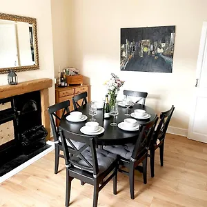 The Neville - Quaint Victorian With Free Parking Apartment York